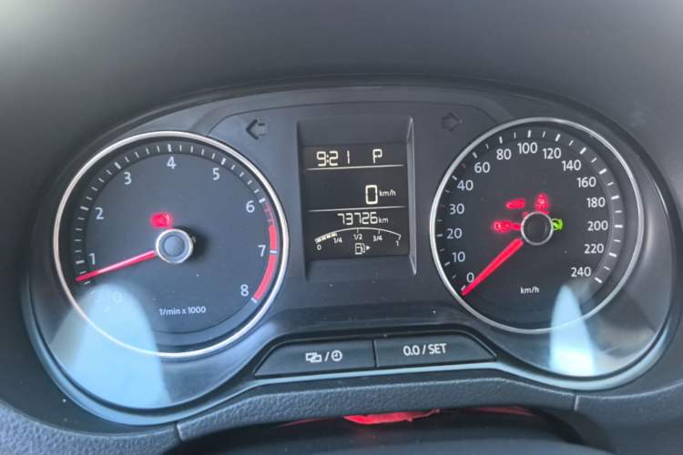 Used Volkswagen Polo 2014 1.6L Automatic Comfort Edition
