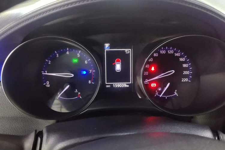 Used Toyota IZOA 2018 2.0L Yichi Edition China V Standard