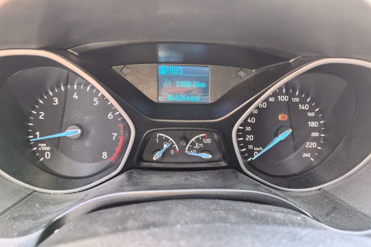 Used Ford Focus 2015 Hatchback 1.6L Automatic Comfort Model
