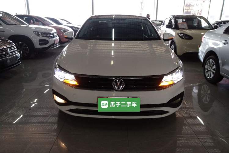 Used Volkswagen Lamando 2019 230TSI DSG Fashion Edition China VI
