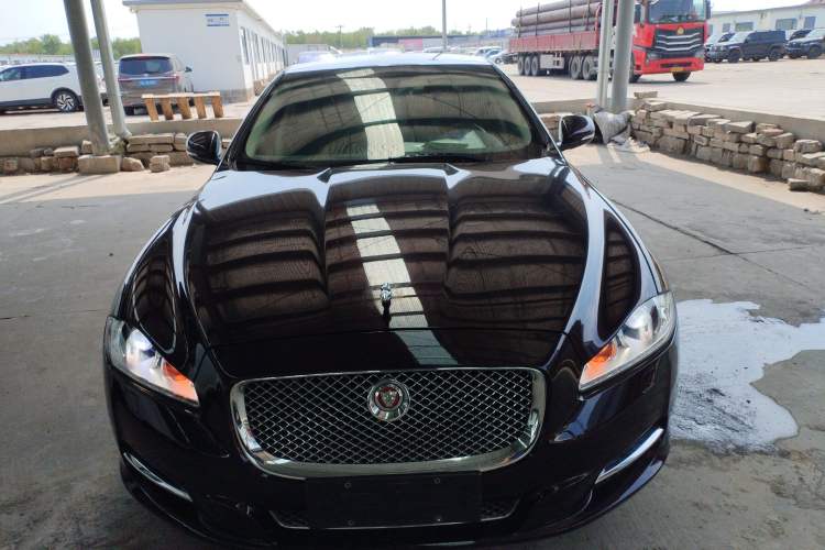 Used Jaguar XJ 2015 XJL 2.0T Two-Wheel Drive Panoramic Business Edition