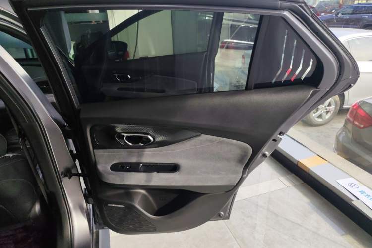 Used GAC Trumpchi EMPOW 2023 400T Automatic R MAX