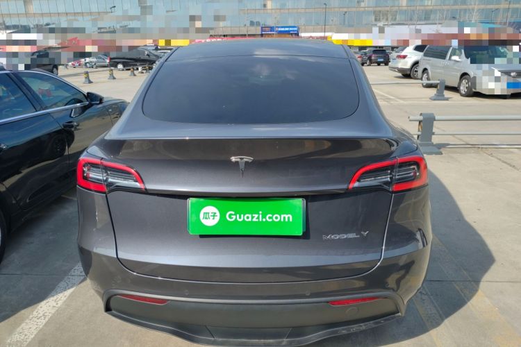 Used Tesla Model Y 2022 Long-Range All-Wheel-Drive Version
