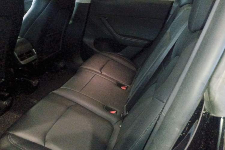 Used Tesla Model Y 2023 Rear-Wheel-Drive Version
