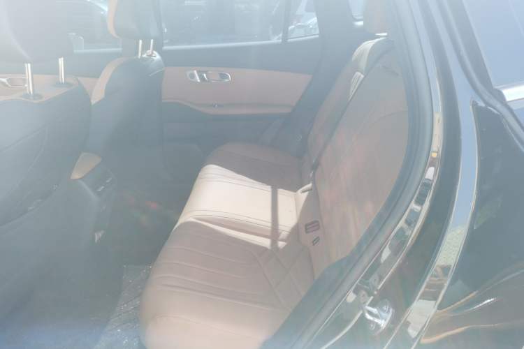 Used Geely Galaxy Galaxy Xingjian 7 EM-i 2025 120km Exploration+ Version