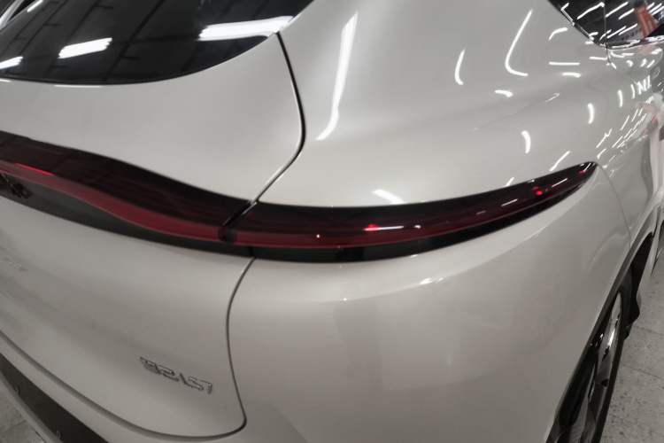 Used IM LS7 2023 90 kWh Elite Rear-Drive Version