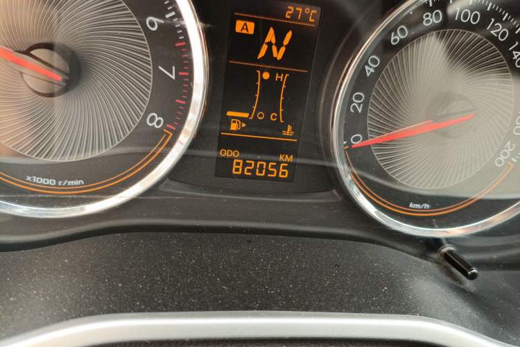 Used Chevrolet Sail 2015 Sail 3 1.3L AMT Ideal Edition Odometer Close Up