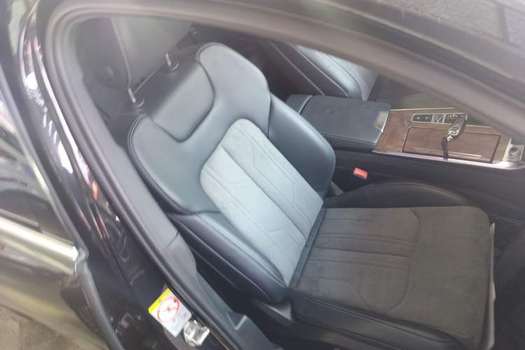 Used Audi A6L 2022 45 TFSI quattro Prestige Dynamic Edition Right Front Seat