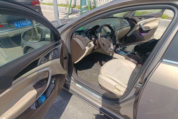 Used Buick Regal 2014 2.0L Leading Fashion Edition