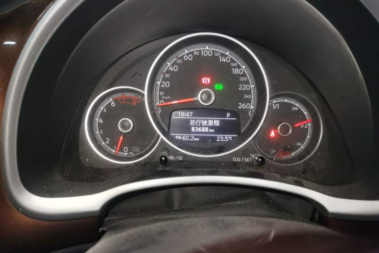 Used Volkswagen Beetle 2017 180TSI Shangle Edition Odometer Close Up