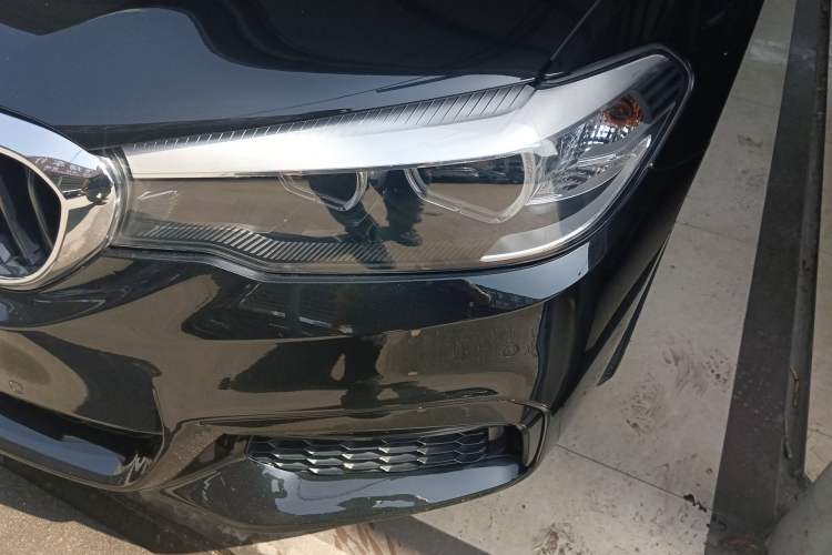 Used BMW 5 Series 2018 Restyled 530Li Leading Edition M Sport Package
