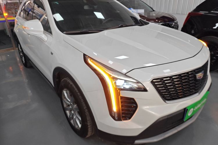 Used Cadillac XT4 2018 28T Two-Wheel Drive Leading Version