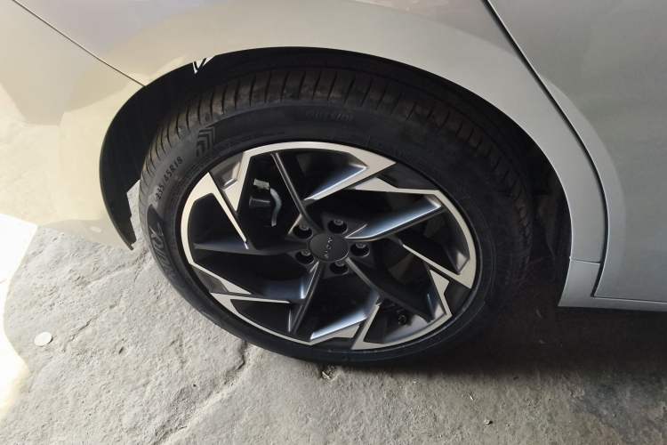 Used AION S MAX 2024 70 Star Edition Exterior 5