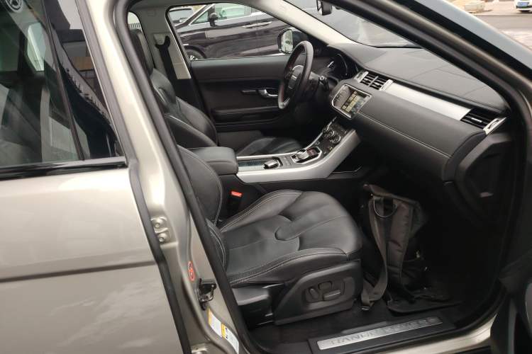 Used Land Rover Range Evoque 2014 2.0T 5-Door Ignite Edition
