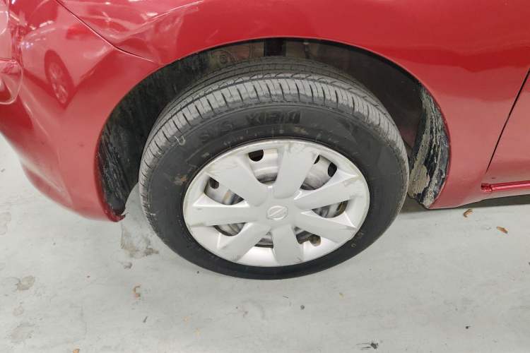 Used Nissan March 2010 1.5L Automatic Easy-Style Version
