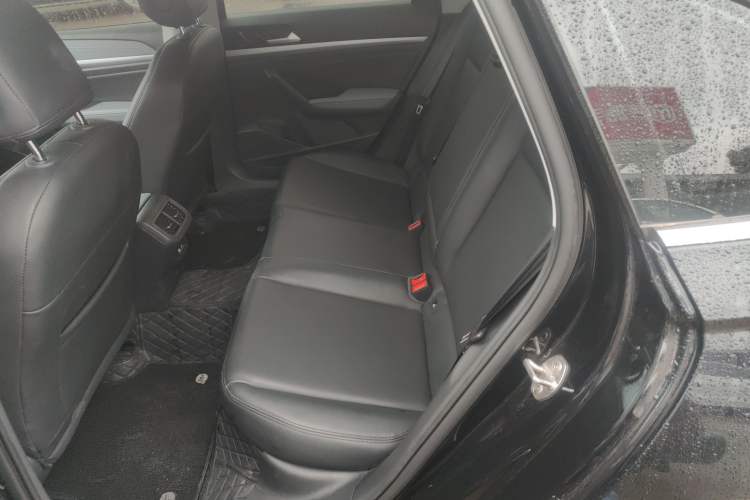 Used Volkswagen Lavida 2023 300TSI DSG Full-Comfort Edition
