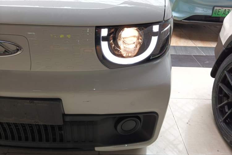 Used Chery New Energy QQ Ice Cream 2022 170km Sundae Phosphate Lithium-Ion