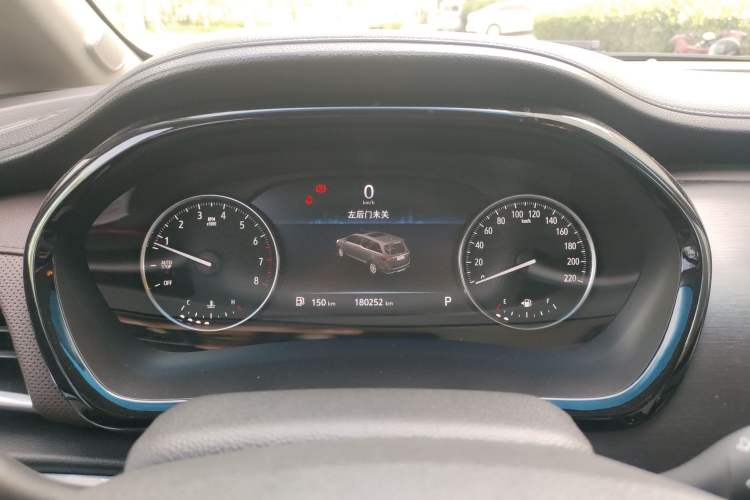 Used Buick GL8 2021 Land Cruiser Executive Class 652T Comfort Model Instrument Cluster