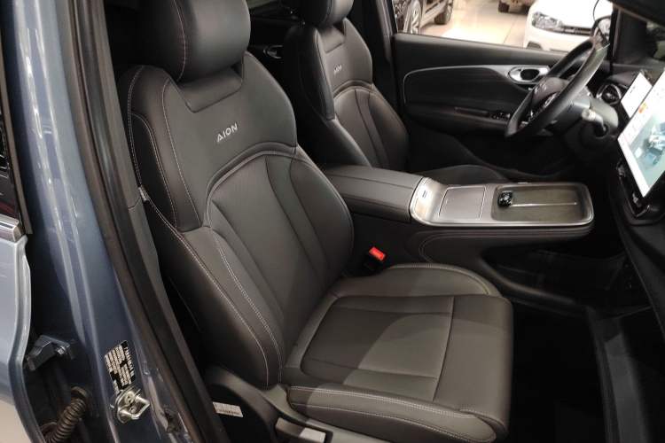 Used AION V 2024 Plus 70 Star Edition Lithium Iron Phosphate
