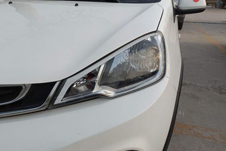 Used Geely Auto Vision X1 2017 1.3L Manual Frenzy Edition
