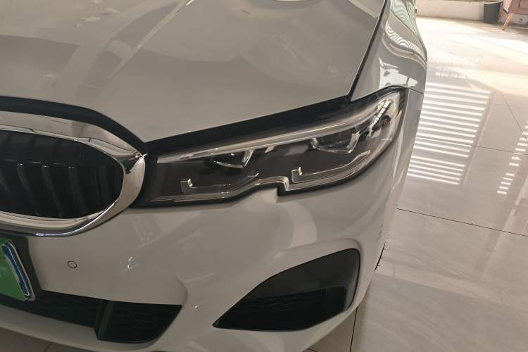 Used BMW 3 Series 2021 Restyled 325Li M Sport Package
