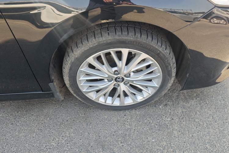 Used Toyota Camry 2018 2.5G Luxury Edition Right Front Wheel Hub