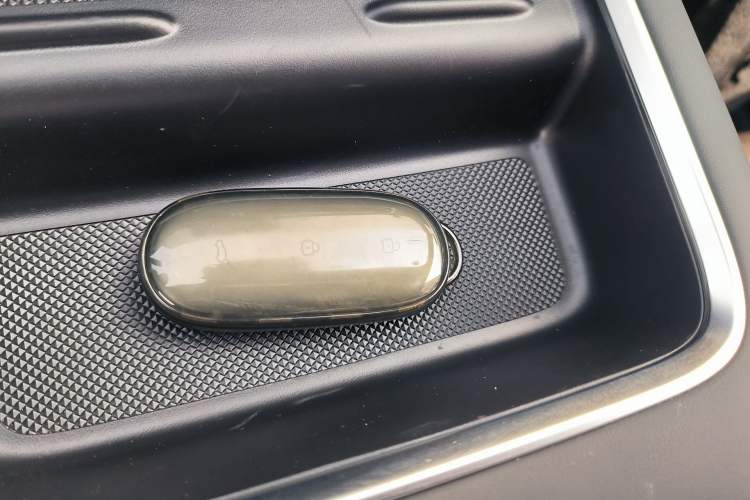 Used Li Auto L8 2023 Pro Model
