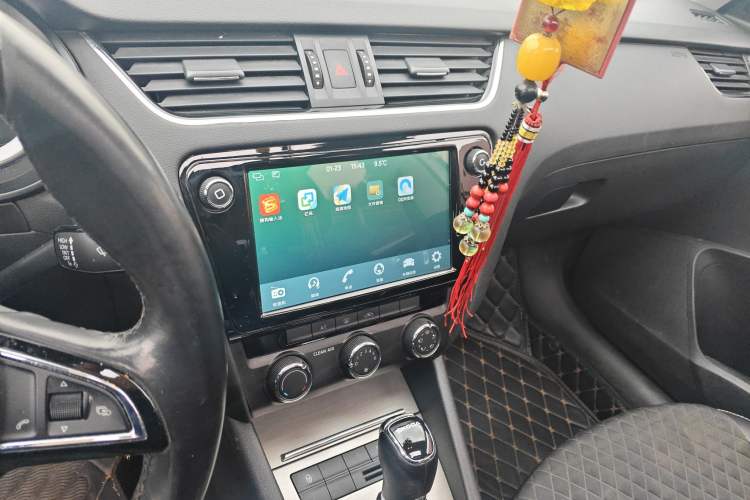 Used Skoda Octavia 2018 1.6L Automatic Luxury Edition