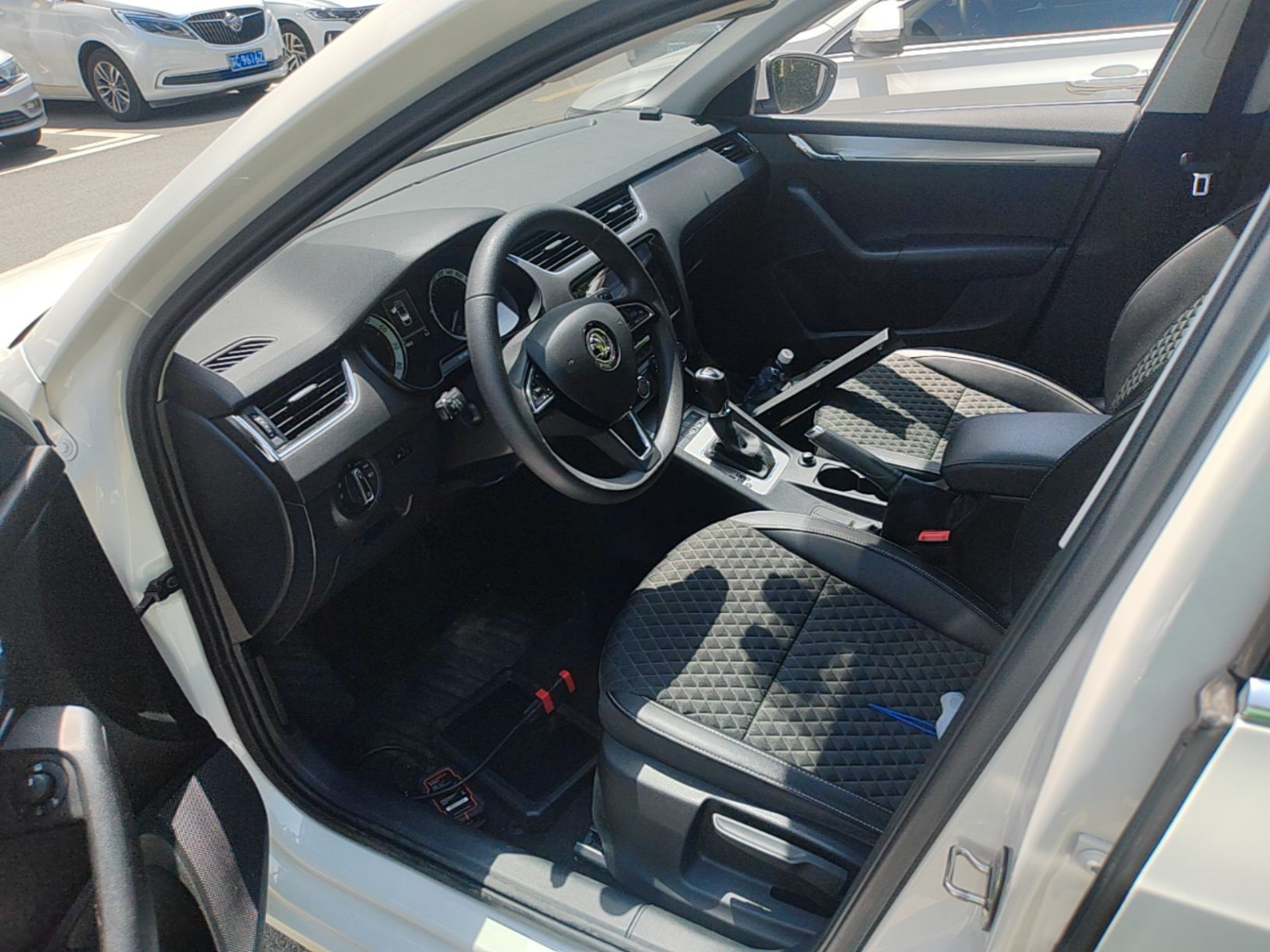 Avant de la voiture