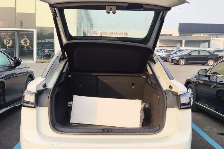 Used Volkswagen ID.7 VIZZION 2024 AIR model
