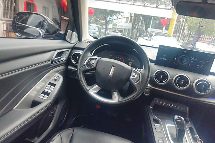 Used Wey VV6 2020 2.0T Two-Wheel Drive Smart Enjoyment+
