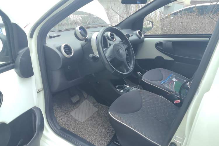 Used BYD F0 2015 1.0L AMT XuanKu Model
