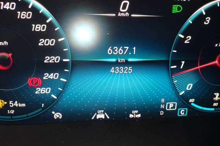 Used Mercedes-Benz GLC Coupe 2023 GLC 300 4MATIC Coupe SUV
