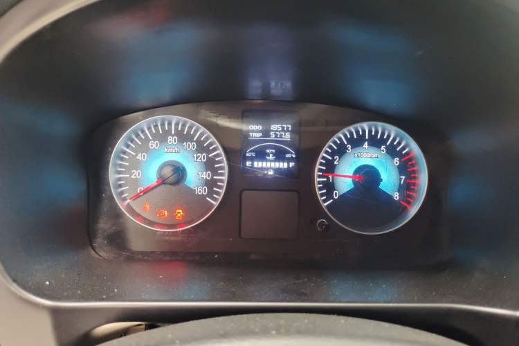 Used Jinbei Gold Hiace M Classic 2023 Panda Edition 1.5L Travel Lion Passenger Van 5/6/7 Seats