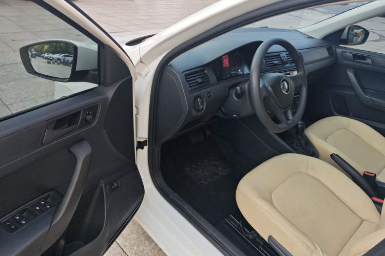 Used Volkswagen Santana 2018 1.5L Automatic Fashion Edition
