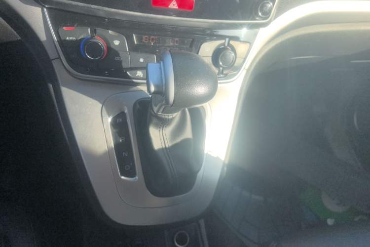 Used Haval M6 2018 Revised Version 1.5T DCT Two-Wheel Drive Elite Edition