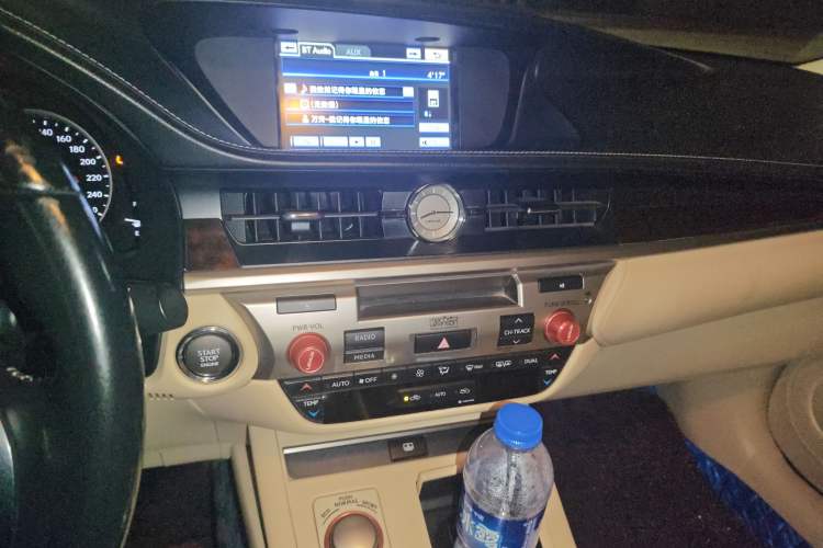 Used Lexus ES 2013 250 Mark Levinson Limited Edition
