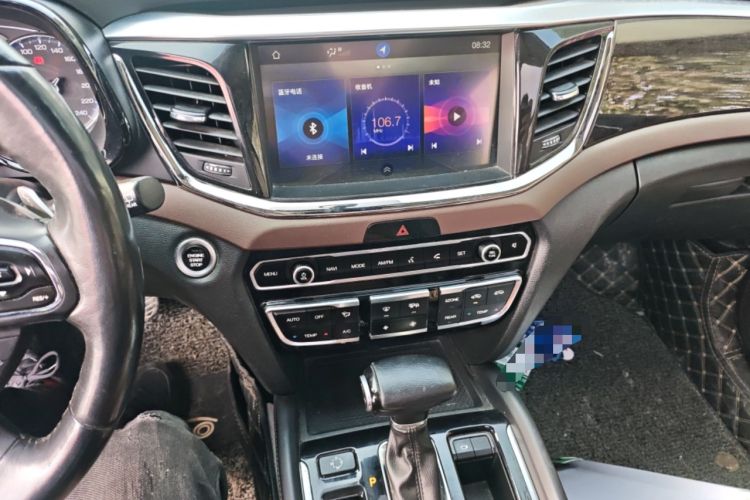 Used GAC Trumpchi GS8 2017 320T Two-Wheel Drive Luxury Smart Connectivity Version (7 Seats)