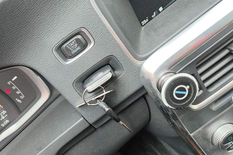 Used Volvo S60 2017 S60L T4 Smart Range Edition Vehicle Key