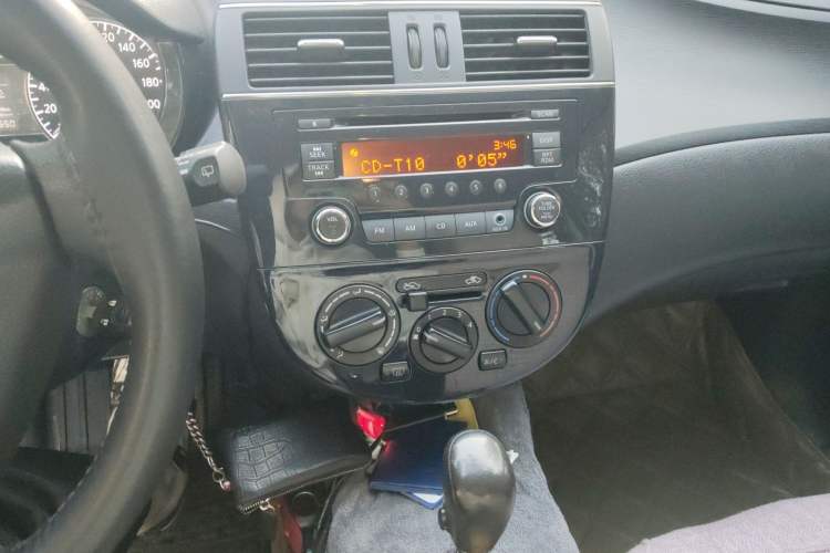 Used Nissan Tiida 2011 1.6L CVT Comfort Model