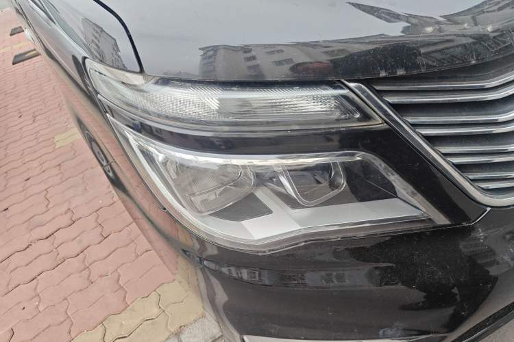 Used FORTHING Lingzhi 2018 M5L 1.6L 7-Seater Luxury Model