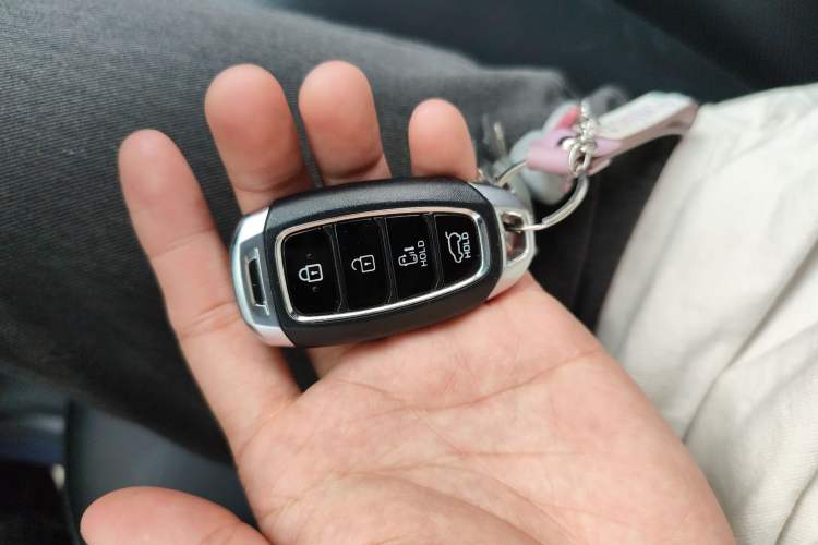 Used Hyundai Custo 2021 270TGDi Prestige LUX Vehicle Key