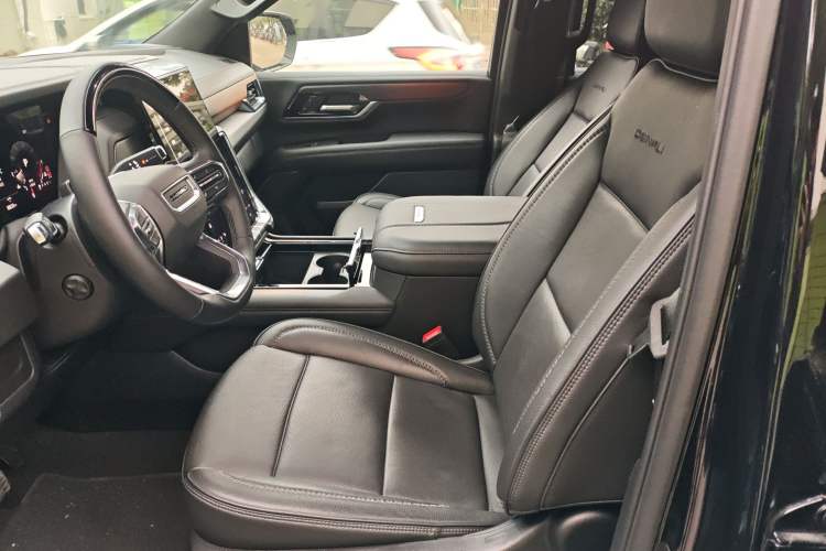 Used GMC YUKON 2025 2.7T Denali Signature Edition