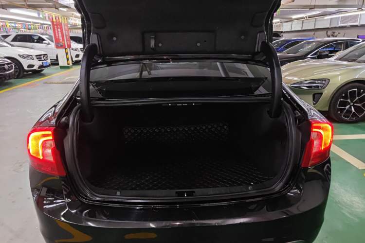 Used Volvo S60 2017 S60L T4 Smart Range Edition