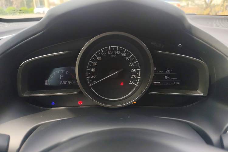 Used Mazda CX-4 2018 2.0L Automatic Two-Wheel Drive Blue Sky Luxury Edition