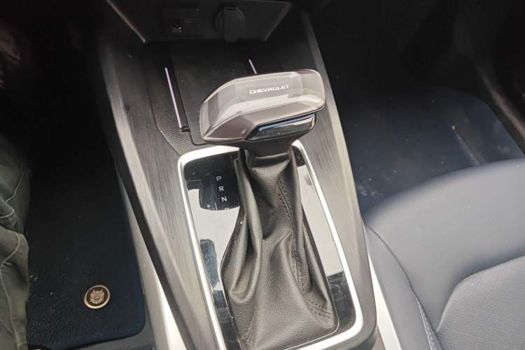 Used Chevrolet Monza 2024 1.5L Dual-Clutch Enjoyment Edition Gear Lever