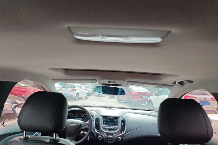 Used Chevrolet Cruze 2017 1.5L Automatic Pioneer Sunroof Edition
