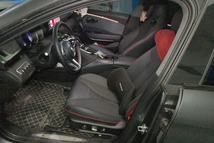 Used ORA Lightning Cat 2024 Dark Night Edition 555km Prestige Version