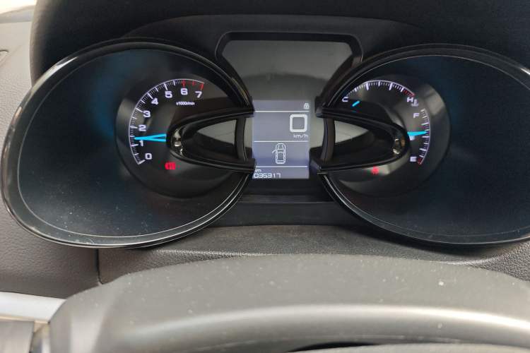 Used Dongfeng Aeolus AX7 2016 1.4T Manual Zhuyue Model