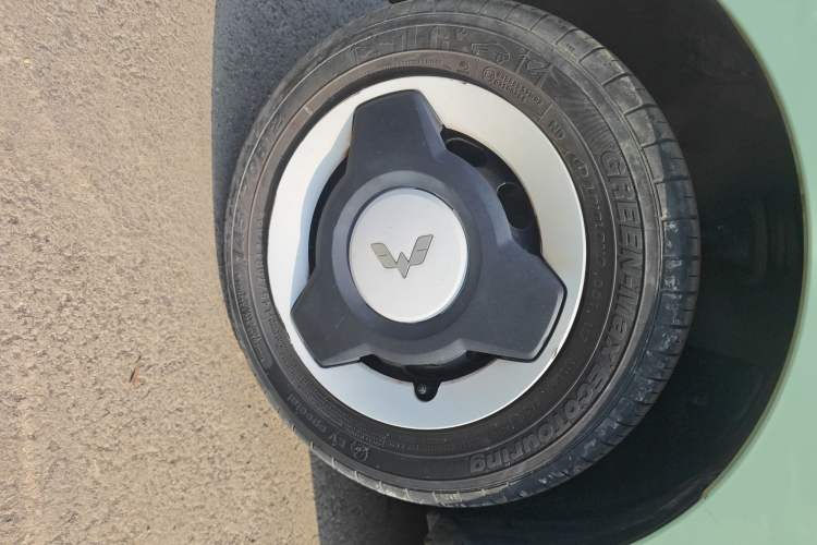 Used Wuling Hongguang MINIEV 2021 Macaron Fashion Model Lithium Iron Phosphate